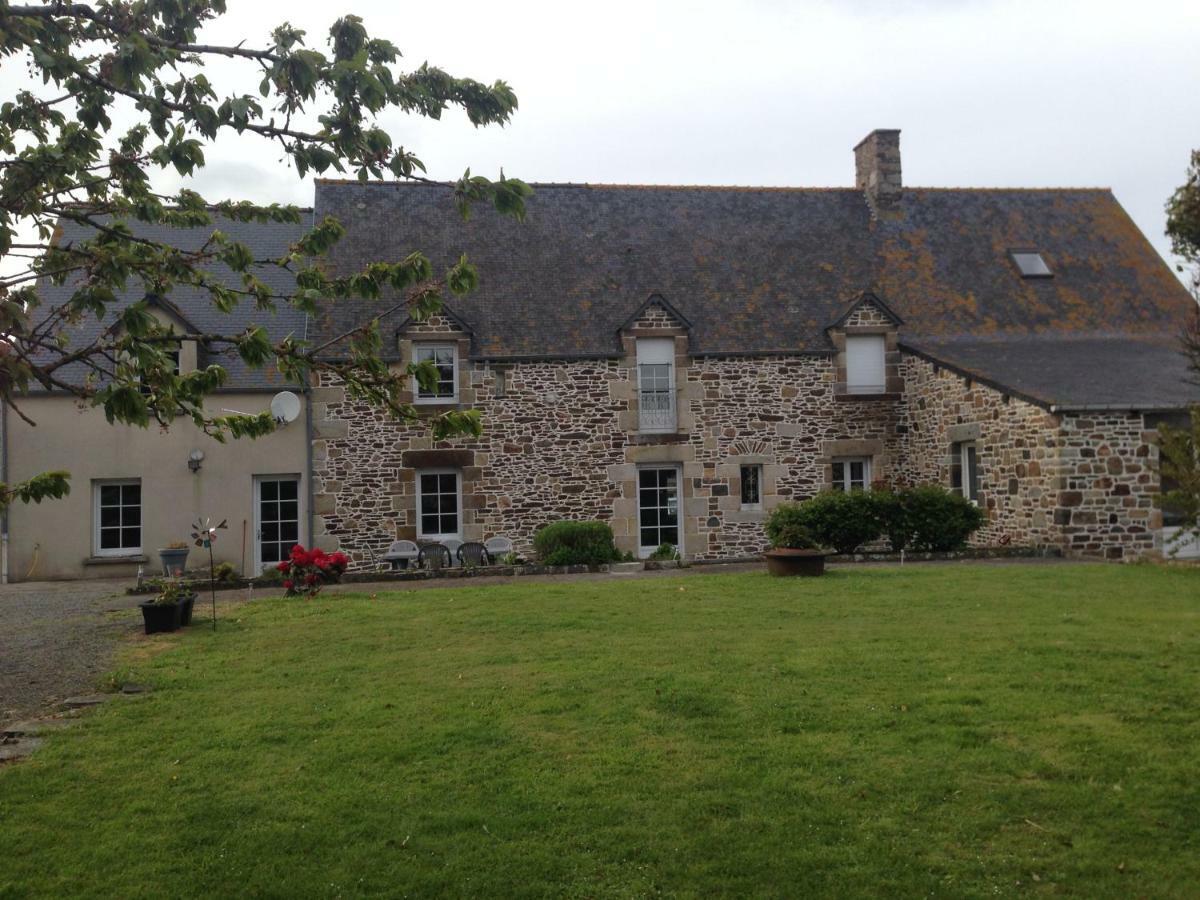 Le Manoir De La Pichardiere Cherrueix Exterior photo